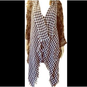 Wrap Black & White Ladies one size